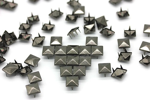 150pz misura 2cm borchie - misura, 1,2cm